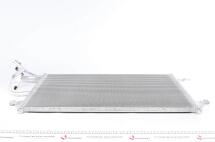 Радіатор кондиціонера VW Passat 1.6-2.8i/1.9-2.5TDI 00-05 (заміна на AC 300 000P) Радіатор кондиціонера VW Passat 1.6-2.8i/1.9-2.5TDI 00-05 (заміна на AC 300 000P)