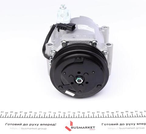 Компресор кондиціонера Ford Fiesta 1.4/1.6 TDCi 08- Компресор кондиціонера Ford Fiesta 1.4/1.6 TDCi 08-