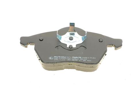 Колодки гальмівні (передні) Audi A4 94-01/VW Passat B5 96-00 Колодки гальмівні (передні) Audi A4 94-01/VW Passat B5 96-00