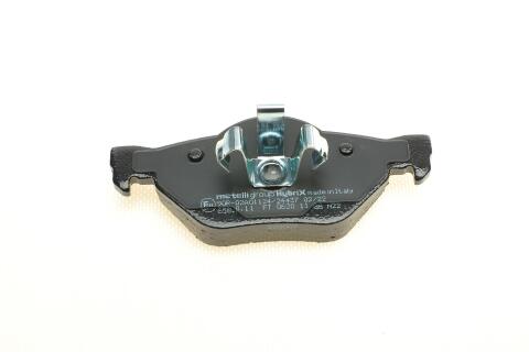 Колодки гальмівні (задні) BMW 1 (E81-82/E87-88)/3 (E90-93) 04-13/X1 (E84) 09-15 Колодки гальмівні (задні) BMW 1 (E81-82/E87-88)/3 (E90-93) 04-13/X1 (E84) 09-15