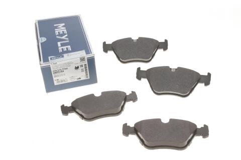 Колодки гальмівні (передні) BMW 5 (E39) 95- Колодки гальмівні (передні) BMW 5 (E39) 95-