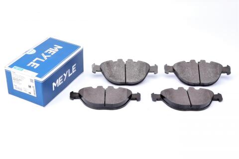 Колодки тормозные (передние) BMW X5 (E53) 00-06 Колодки тормозные (передние) BMW X5 (E53) 00-06