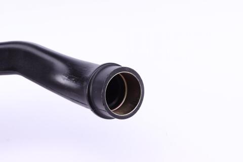 Патрубок вентиляції картера VW Passat 2.0 00-05 (Більше не поставляється) Патрубок вентиляції картера VW Passat 2.0 00-05 (Більше не поставляється)