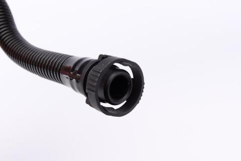 Патрубок вентиляції картера Audi A4/A6/VW Passat 2.4-2.8 94-05