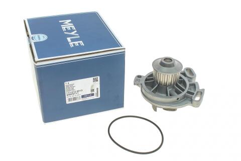 Помпа води VW T4 2.4D 90- (18z) Помпа води VW T4 2.4D 90- (18z)