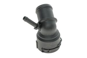 Фланец системы охлаждения Skoda Fabia/Octavia/Roomster 1.2-2.0D 99-