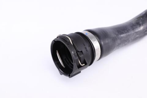 Патрубок радіатора (нижній) BMW 3 (E90) 1.8/2.0i 04-07