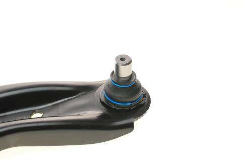 Важіль підвіски (передній/знизу) (R) Ford Fiesta 01-