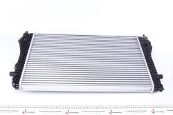 Радіатор інтеркулера VW Passat/Sharan/Tiguan 1.4-2.0D 05- Радіатор інтеркулера VW Passat/Sharan/Tiguan 1.4-2.0D 05-