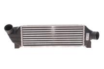 Радіатор інтеркулера Ford Transit 2.0DI 00-06 Радіатор інтеркулера Ford Transit 2.0DI 00-06