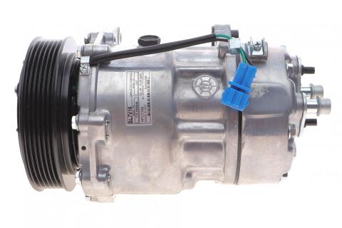 Компрессор кондиционера VW LT 28-46/T4 96-06