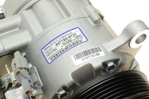 Компресор кондиціонера BMW 3 (F30/F80)/5 (F10//F11)/7 (F01/F02/F03) 2.0i/3.0D 08-18