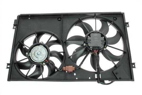 Вентилятори радіатора (електричні) VW Caddy 04-11 (дифузором)