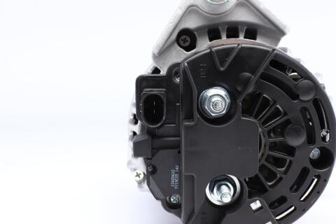 Генератор Citroen Jumper/Fiat Ducato/Iveco Daily III/Peugeot Partner 3.0HDI 06- (12V/140A) Генератор Citroen Jumper/Fiat Ducato/Iveco Daily III/Peugeot Partner 3.0HDI 06- (12V/140A)