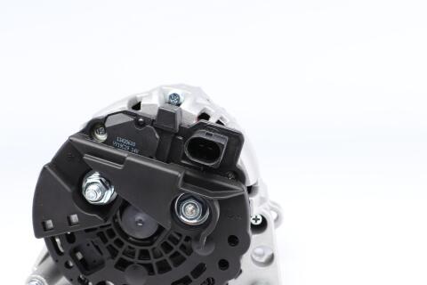 Генератор Audi A2/Skoda Fabia/Octavia/Roomster/VW Caddy/Golf/Polo 1.4/1.6FSI 99-15 (12V/110A) Генератор Audi A2/Skoda Fabia/Octavia/Roomster/VW Caddy/Golf/Polo 1.4/1.6FSI 99-15 (12V/110A)