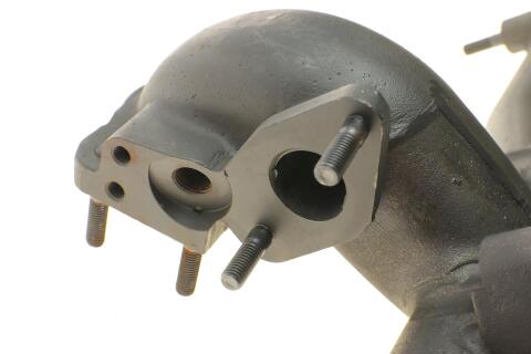 Колектор випускний VW Crafter 2.5 TDI 03- Колектор випускний VW Crafter 2.5 TDI 03-