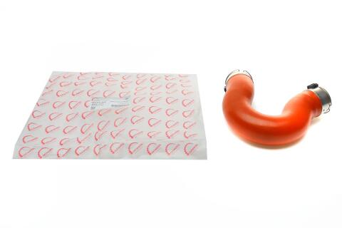 Патрубок интеркулера (R) MB Sprinter 2.2CDI 06- (OM651)