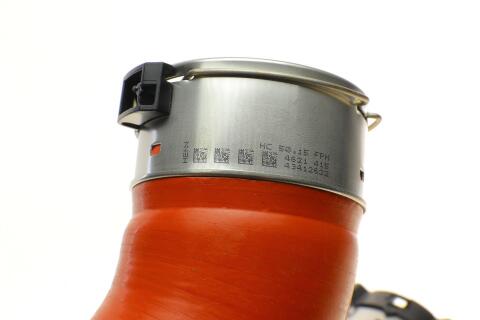 Патрубок интеркулера (R) MB Sprinter 2.2CDI 06- (OM651)