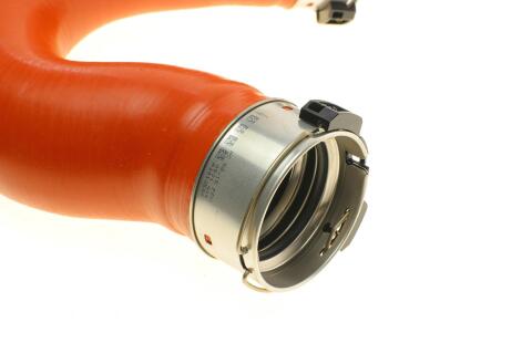 Патрубок интеркулера (R) MB Sprinter 2.2CDI 06- (OM651)