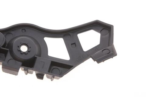 Кронштейн кріплення бампера (заднього/L) Renault Logan/Stepway/Dacia Logan 12- Кронштейн кріплення бампера (заднього/L) Renault Logan/Stepway/Dacia Logan 12-