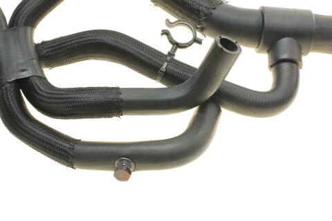 Патрубок системи охолодження Renault Master 2.3dCi 10-