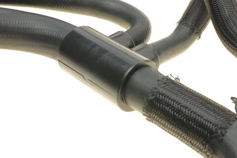 Патрубок системи охолодження Renault Master 2.3dCi 10-