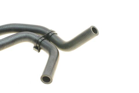 Патрубок системи охолодження VW T5 1.9TDI 03-09 Патрубок системи охолодження VW T5 1.9TDI 03-09