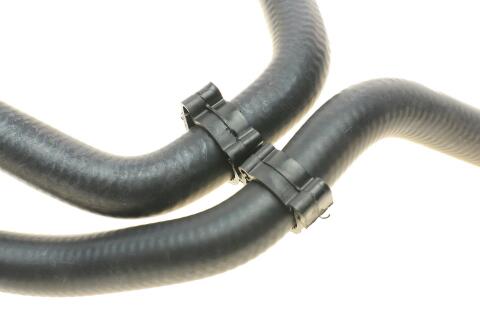 Патрубок системи охолодження VW T5 1.9TDI 03-09 Патрубок системи охолодження VW T5 1.9TDI 03-09