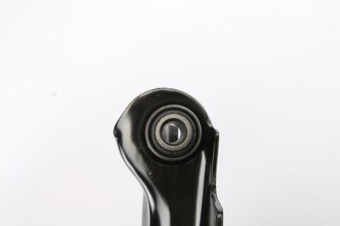 Важіль підвіски (передній/знизу) (L) Renault Megane II 02-08 (з кульовою d=16mm) Важіль підвіски (передній/знизу) (L) Renault Megane II 02-08 (з кульовою d=16mm)