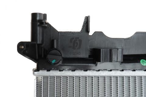 Радіатор охолодження MB Sprinter 06- (+/-AC, АКПП)