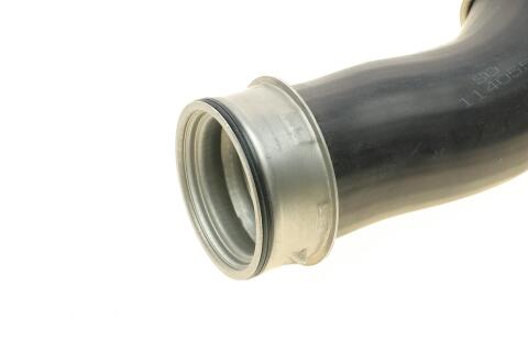 Патрубок інтеркулера (нижній) VW Golf IV/Skoda Octavia 1.9TDI 00-06 Патрубок інтеркулера (нижній) VW Golf IV/Skoda Octavia 1.9TDI 00-06