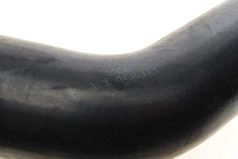 Патрубок інтеркулера (L) VW Crafter 30-50 2.5TDI (65-120kw) Патрубок інтеркулера (L) VW Crafter 30-50 2.5TDI (65-120kw)