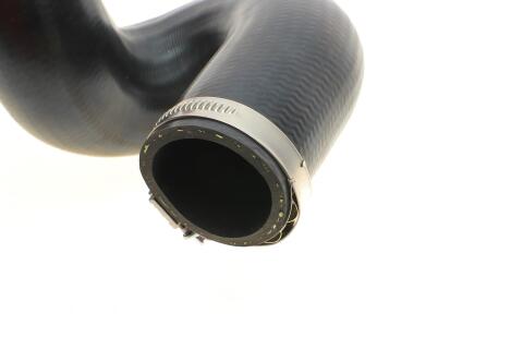 Патрубок інтеркулера (верхній) (R) VW Passat 1.8 T/2.5 TDI 00-05 Патрубок інтеркулера (верхній) (R) VW Passat 1.8 T/2.5 TDI 00-05