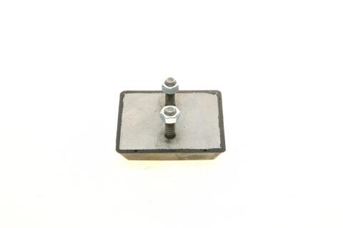 Подушка міжресорна MB 507-814 (з болтами) (болт h=30mm) (к-кт з гайками) Подушка міжресорна MB 507-814 (з болтами) (болт h=30mm) (к-кт з гайками)