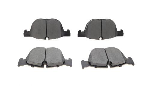Колодки гальмівні (передні) BMW X4 (F26) 14-18/X5 (E70/F15/F85) 06-18/X6 (E71/E72/F16/F86) 08-19 Колодки гальмівні (передні) BMW X4 (F26) 14-18/X5 (E70/F15/F85) 06-18/X6 (E71/E72/F16/F86) 08-19