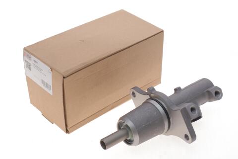 Цилиндр тормозной (главный) MB Sprinter CDI (M12x1) Цилиндр тормозной (главный) MB Sprinter CDI (M12x1)