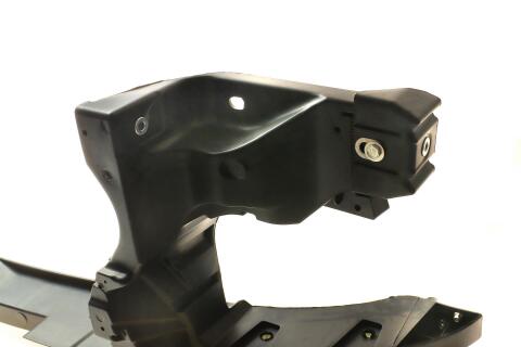 Панель передня (телевізор) VW T5/T6 09- Панель передня (телевізор) VW T5/T6 09-