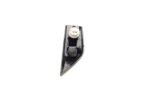 Повторювач повороту на крило VW T6 15- (R) (BLACK) Повторювач повороту на крило VW T6 15- (R) (BLACK)