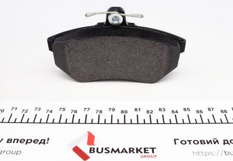 Колодки тормозные (передние) Audi A4 94-01/VW Passat 96-00 (Lucas) Q+