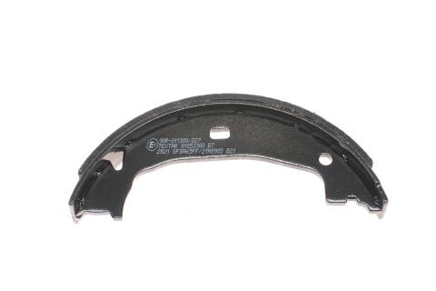 Колодки ручника BMW 1 (E81/E82)/3 (E46/E90) 98-13 (160.5x20) Колодки ручника BMW 1 (E81/E82)/3 (E46/E90) 98-13 (160.5x20)
