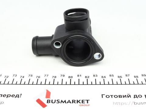 Фланець системи охолодження Audi A4/A6 1.9-2.5 TDI 94-05/ VW Passat 1.9-2.5TDI 96-00 Фланець системи охолодження Audi A4/A6 1.9-2.5 TDI 94-05/ VW Passat 1.9-2.5TDI 96-00
