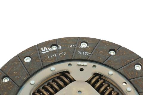 Комплект сцепления VW Golf IV 1.9 TDI 98-06 (d=240mm) Комплект сцепления VW Golf IV 1.9 TDI 98-06 (d=240mm)