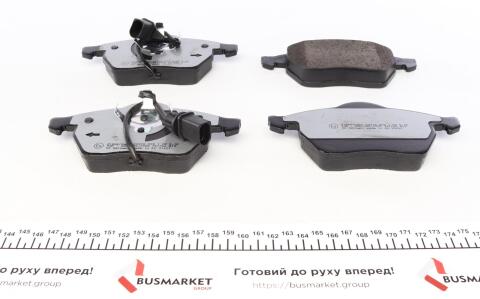 Колодки гальмівні (передні) Audi A4/A6 95-/VW Passat 00-05- (з датчиками)(з низьким продукуванням пилу)