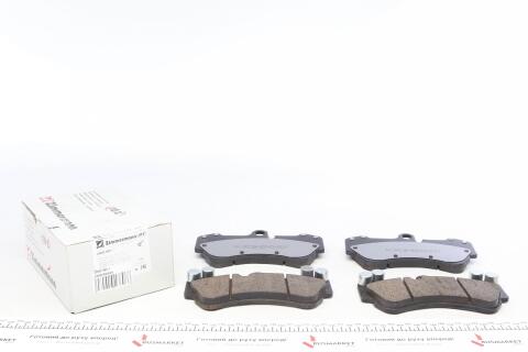 Тормозные колодки (передние) Porsche Cayenne/VW Touareg 02-10 (Brembo) (с низким продуцированием пыли)