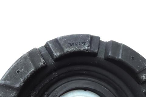 Подушка амортизатора (переднього) VW T5 1.9-2.5TDI 03- Подушка амортизатора (переднього) VW T5 1.9-2.5TDI 03-