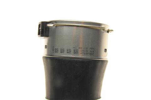 Патрубок інтеркулера Renault Megane III/ Scenic 1.5 dCi 09- Патрубок інтеркулера Renault Megane III/ Scenic 1.5 dCi 09-