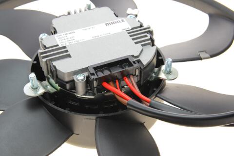 Вентилятор радіатора (електричний) VW Caddy/Audi A1/A3/Skoda Octavia/Superb 1.2-3.6 03- (D=360) Вентилятор радіатора (електричний) VW Caddy/Audi A1/A3/Skoda Octavia/Superb 1.2-3.6 03- (D=360)