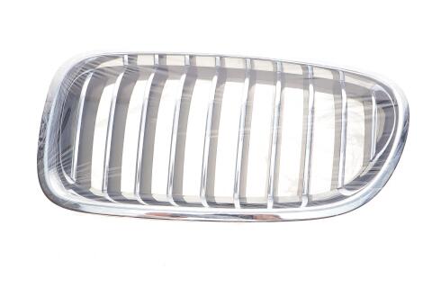 Решетка радиатора BMW 5 (F10) 13-16 (L) (хром) Решетка радиатора BMW 5 (F10) 13-16 (L) (хром)