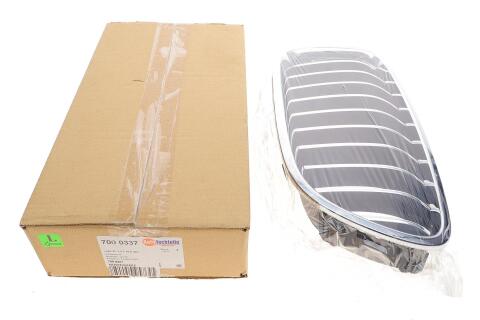 Решетка радиатора BMW 5 (F10) 13-16 (L) (хром) Решетка радиатора BMW 5 (F10) 13-16 (L) (хром)