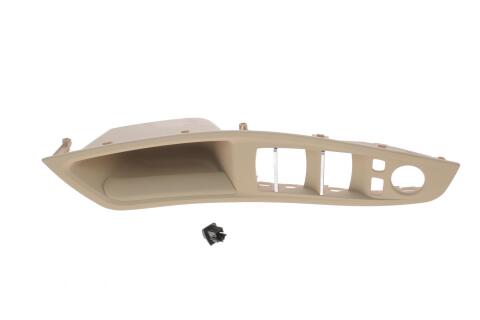 Ручка дверей (L) BMW 5 (F10) 10-17 Ручка дверей (L) BMW 5 (F10) 10-17